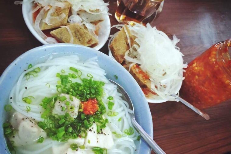 Bánh Canh Bà Thừa - Nha Trang